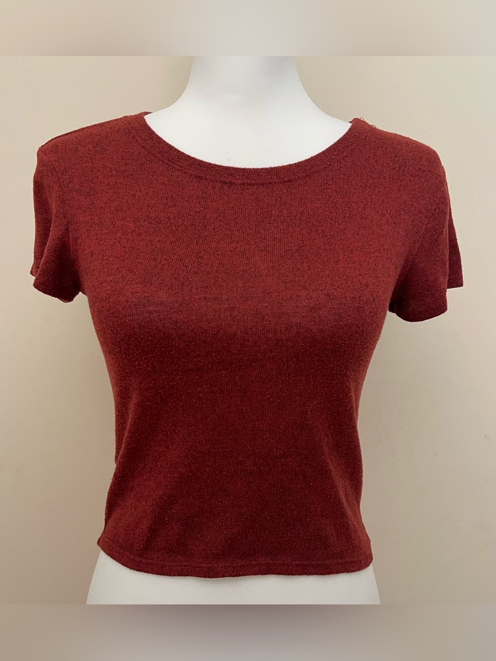 Forever 21 Women’s Short Sleeve Knit Crop Top in Rust Red, Size S